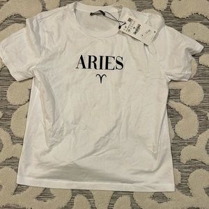 ZARA NWT GRAPHIC TEE